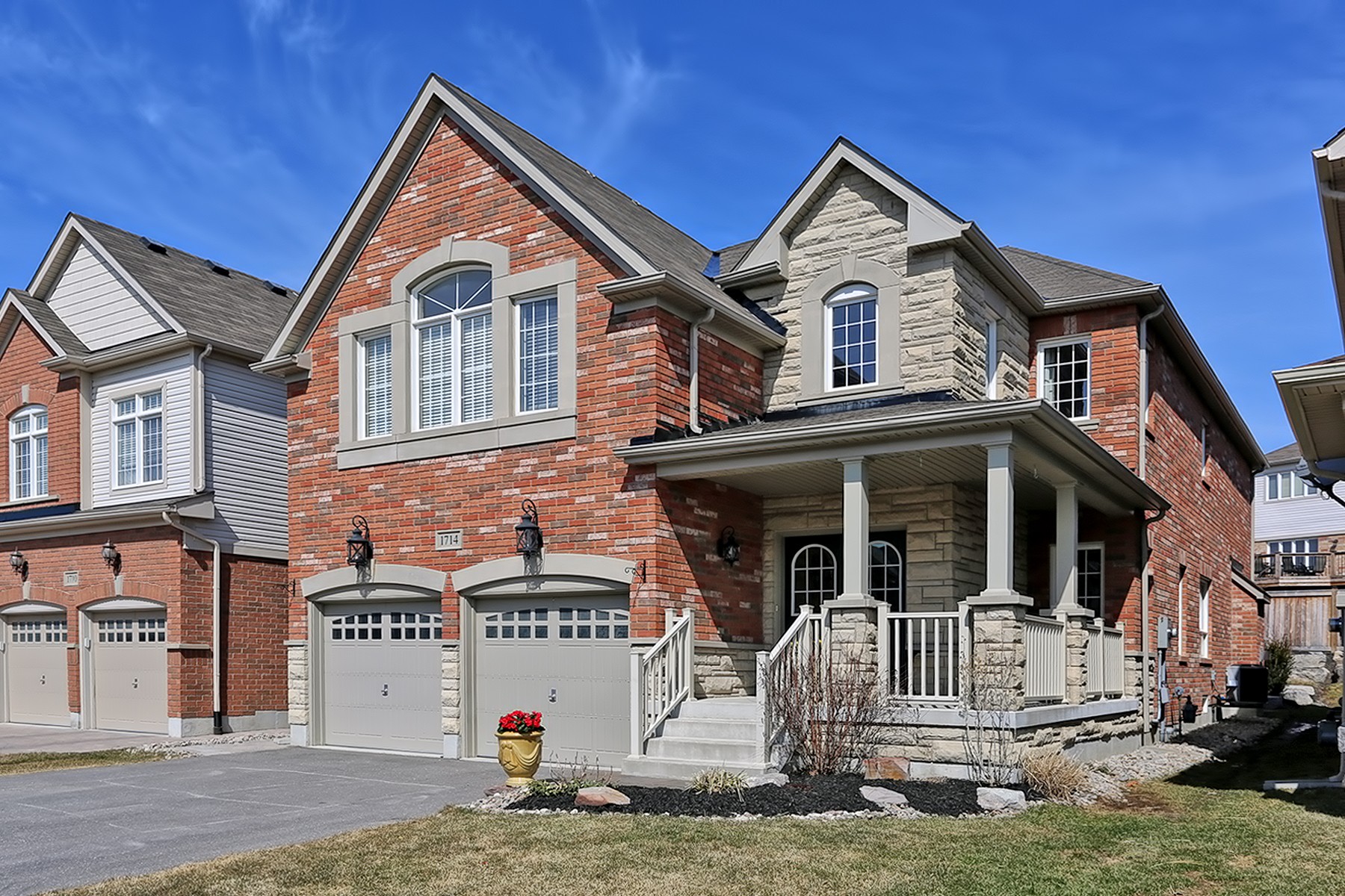 Virtual Tour of 1714 Esterbrook Dr Oshawa, ON for Nicole