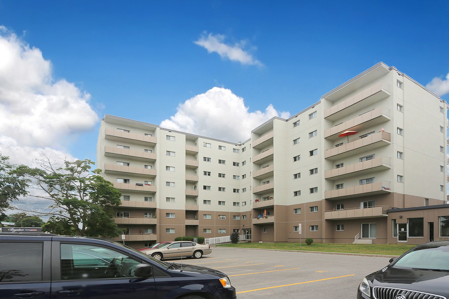 North Simcoe Apartment Rentals at Martha Owens blog