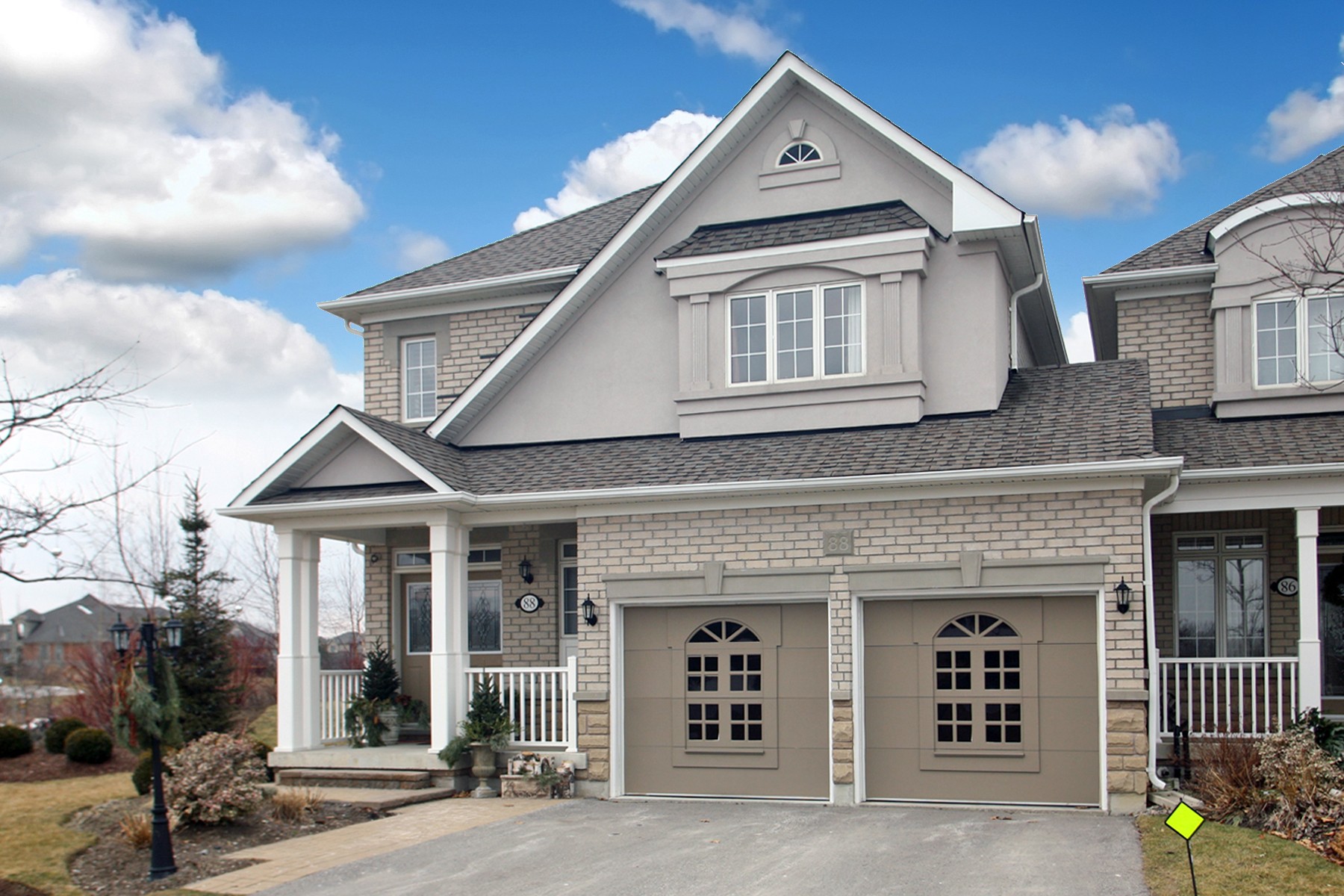 Virtual Tour of 88 Stonecliffe Crescent Aurora, ON for