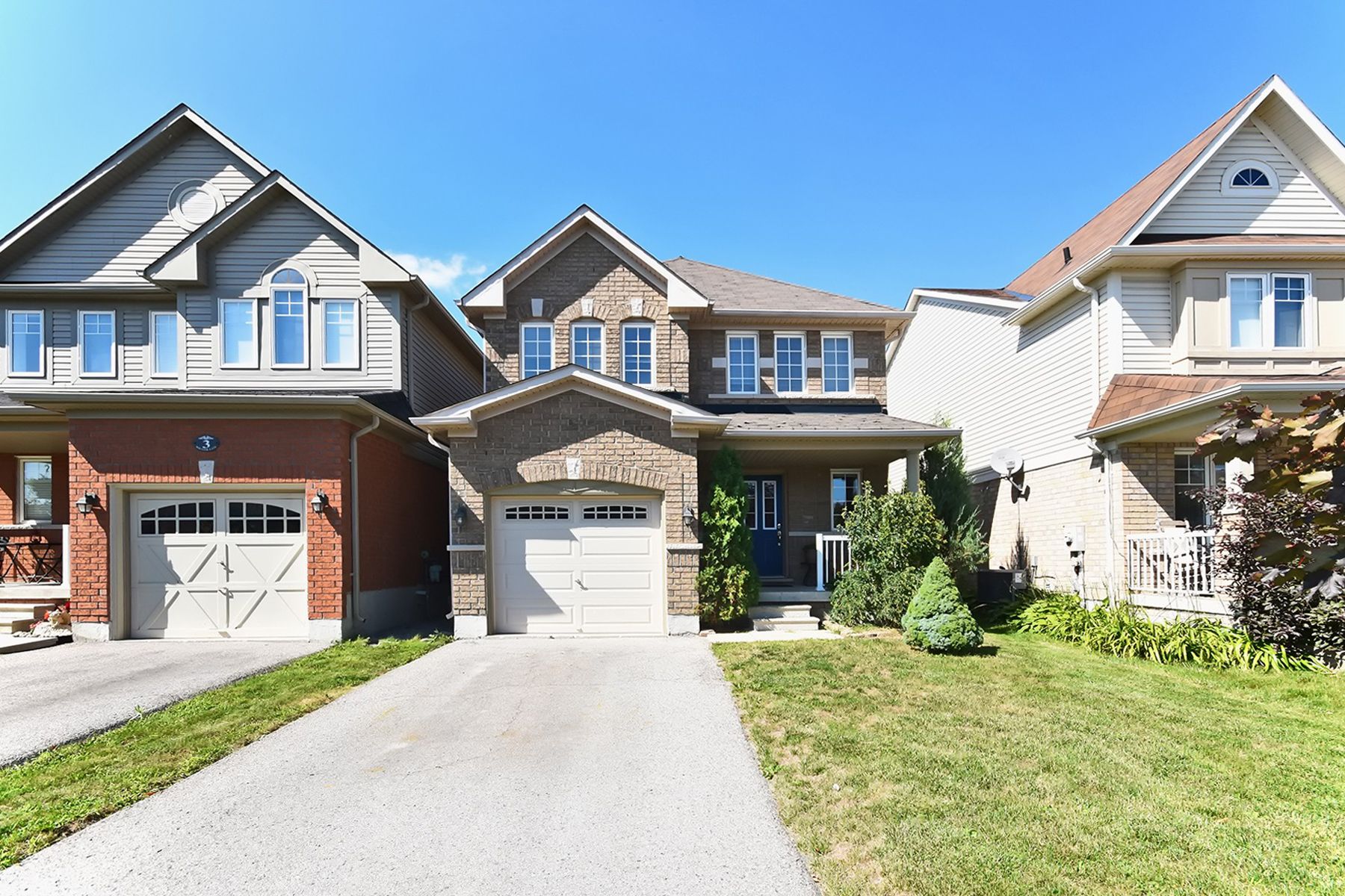 5 Bolster Lane Uxbridge, ON for Joan Aprile Virtual