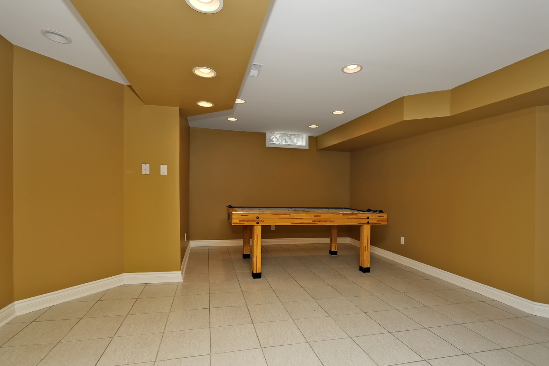 16635_lower_level__living_area_8_20140908220134.jpg