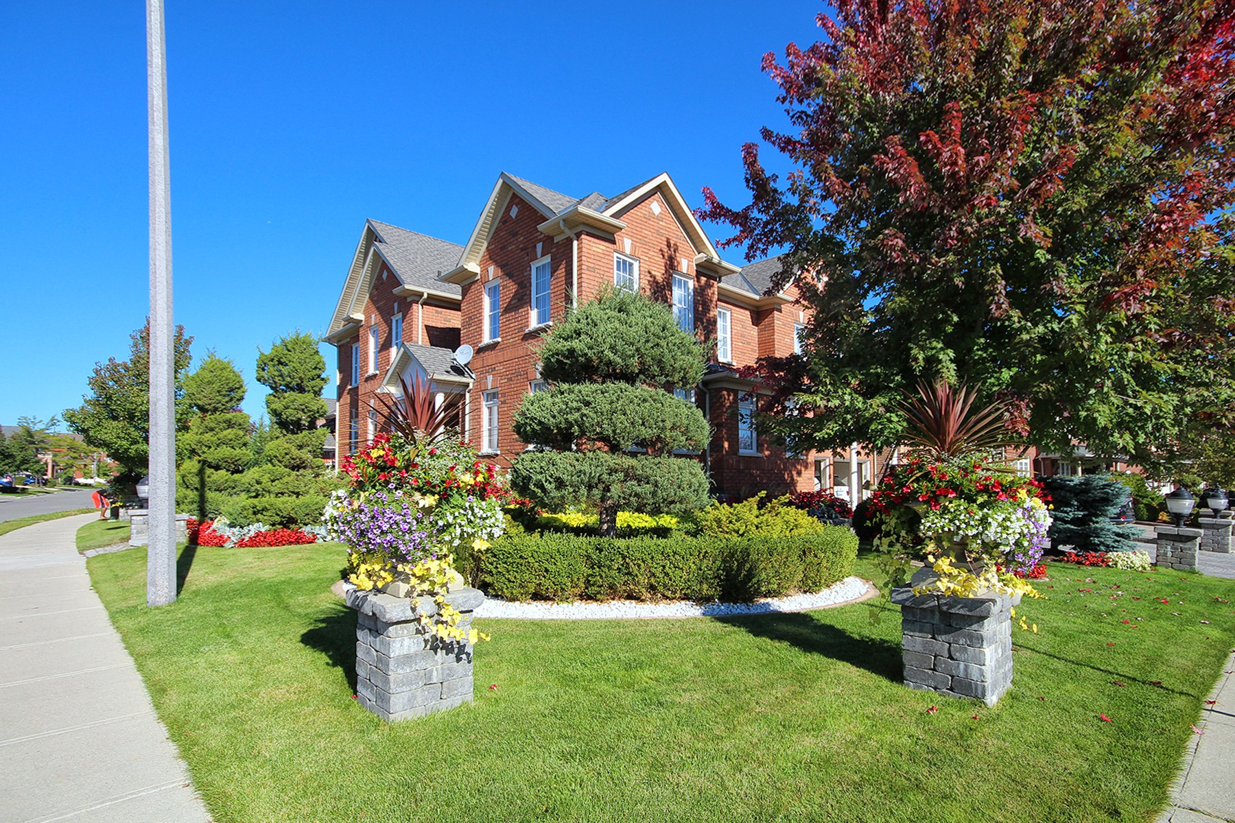 16804_exterior__side_24_20140927221103.jpg