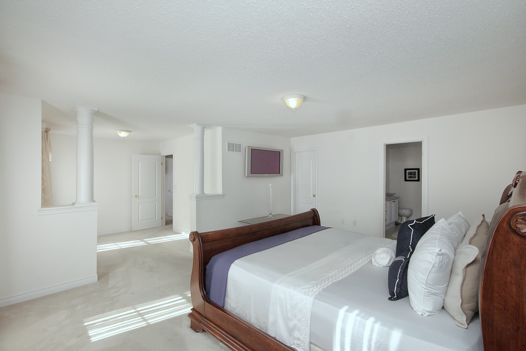 16804_master_bedroom_2_20140927221103.jpg