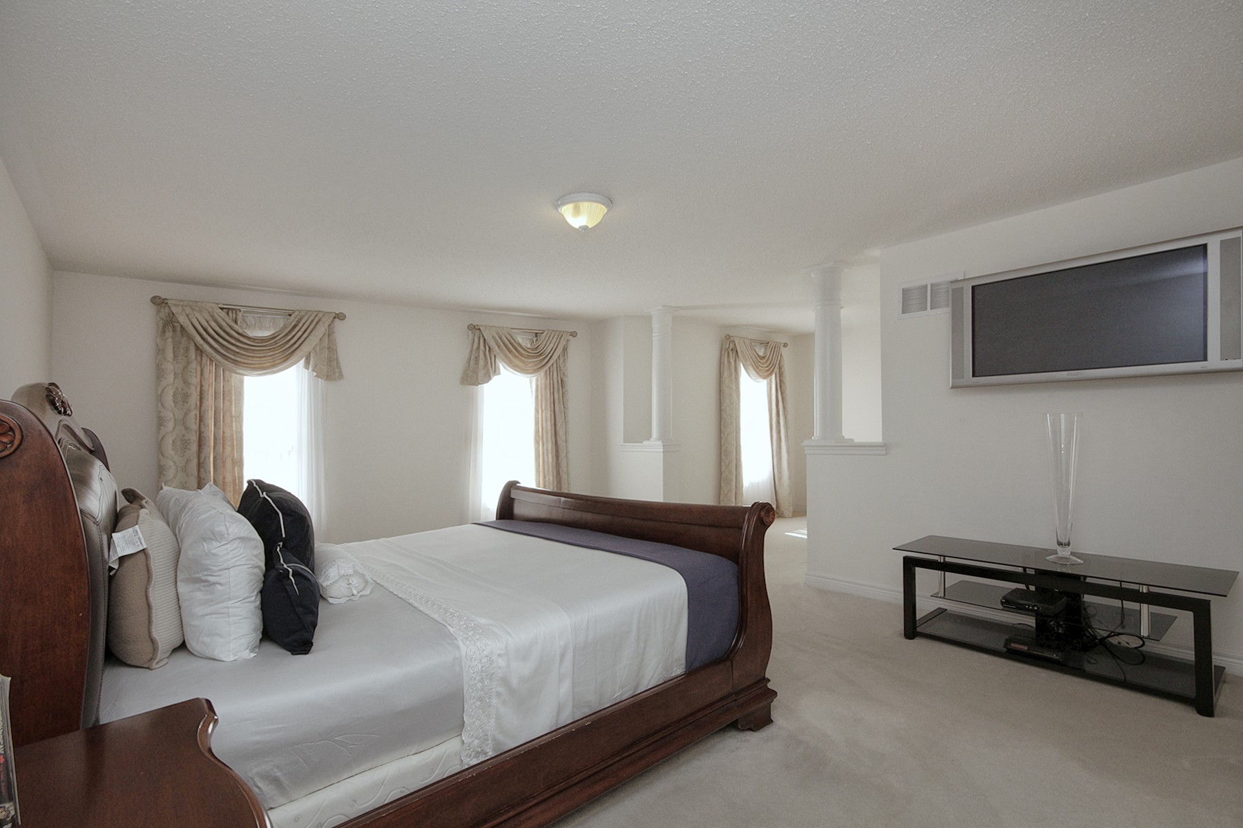 16804_master_bedroom_3_20140927221103.jpg