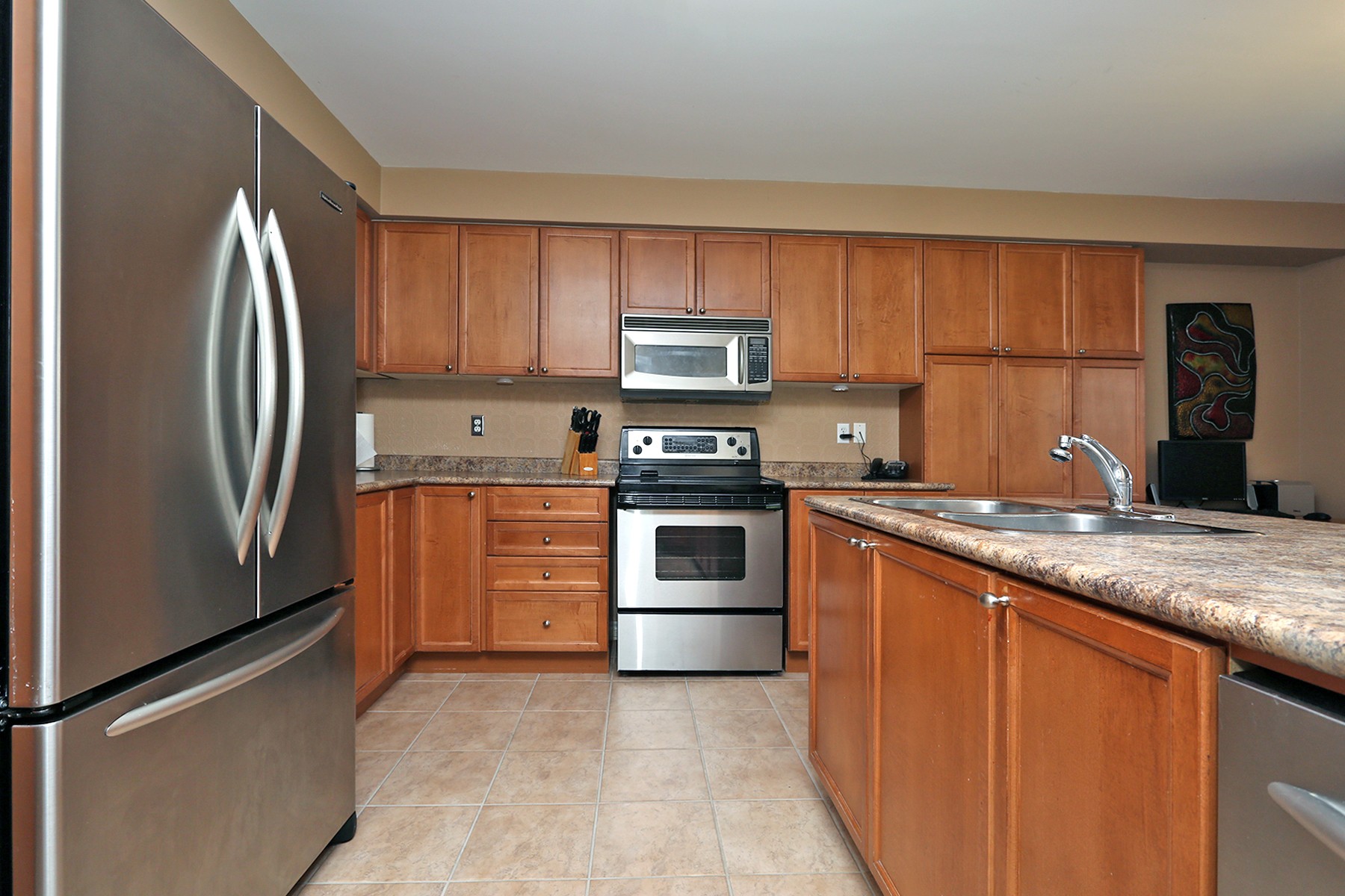 Virtual Tour of 1633 Sherbrook Drive Oshawa, ON TourID 15129 for Ian