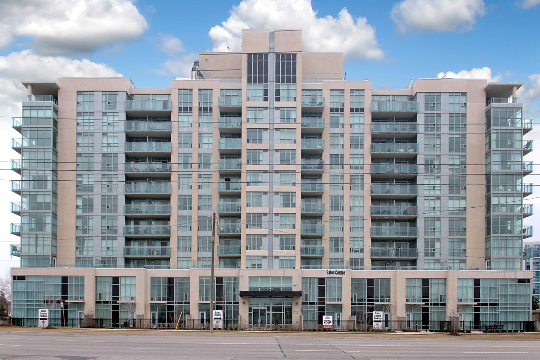 Virtual Tour of 6041600 Charles St Whitby, ON TourID