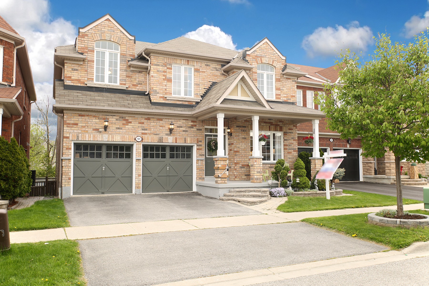 101 Feint Dr Ajax, ON Virtual Tour for Ingrid Moussa TourID 24124