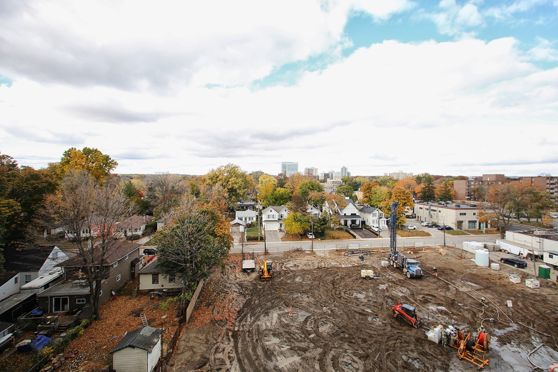 212 Kerr St Unit 704 Oakville, ON TourID 27197 for Pablo Subak