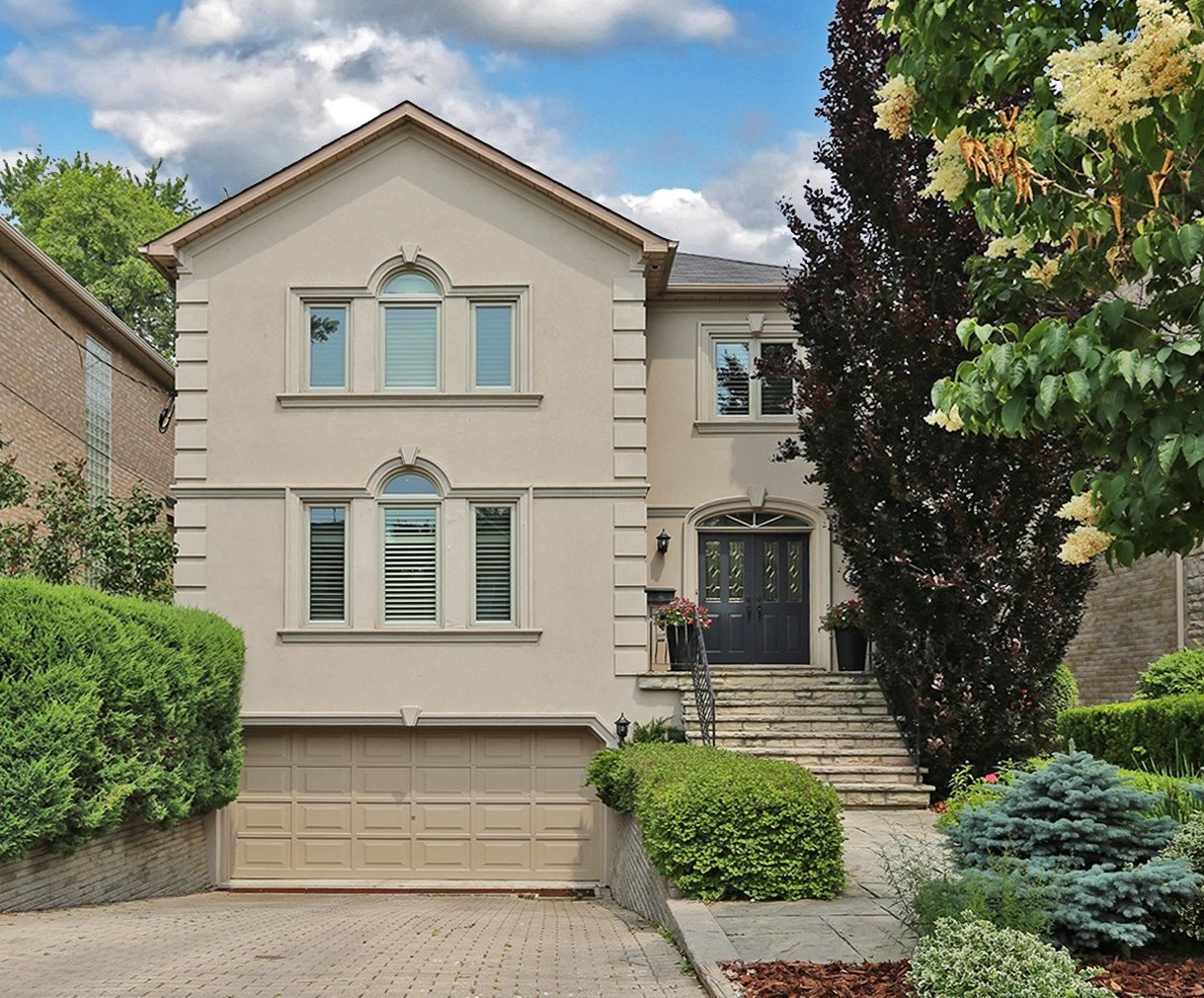 Virtual Tour of 388 Glengarry Avenue Toronto, ON TourID