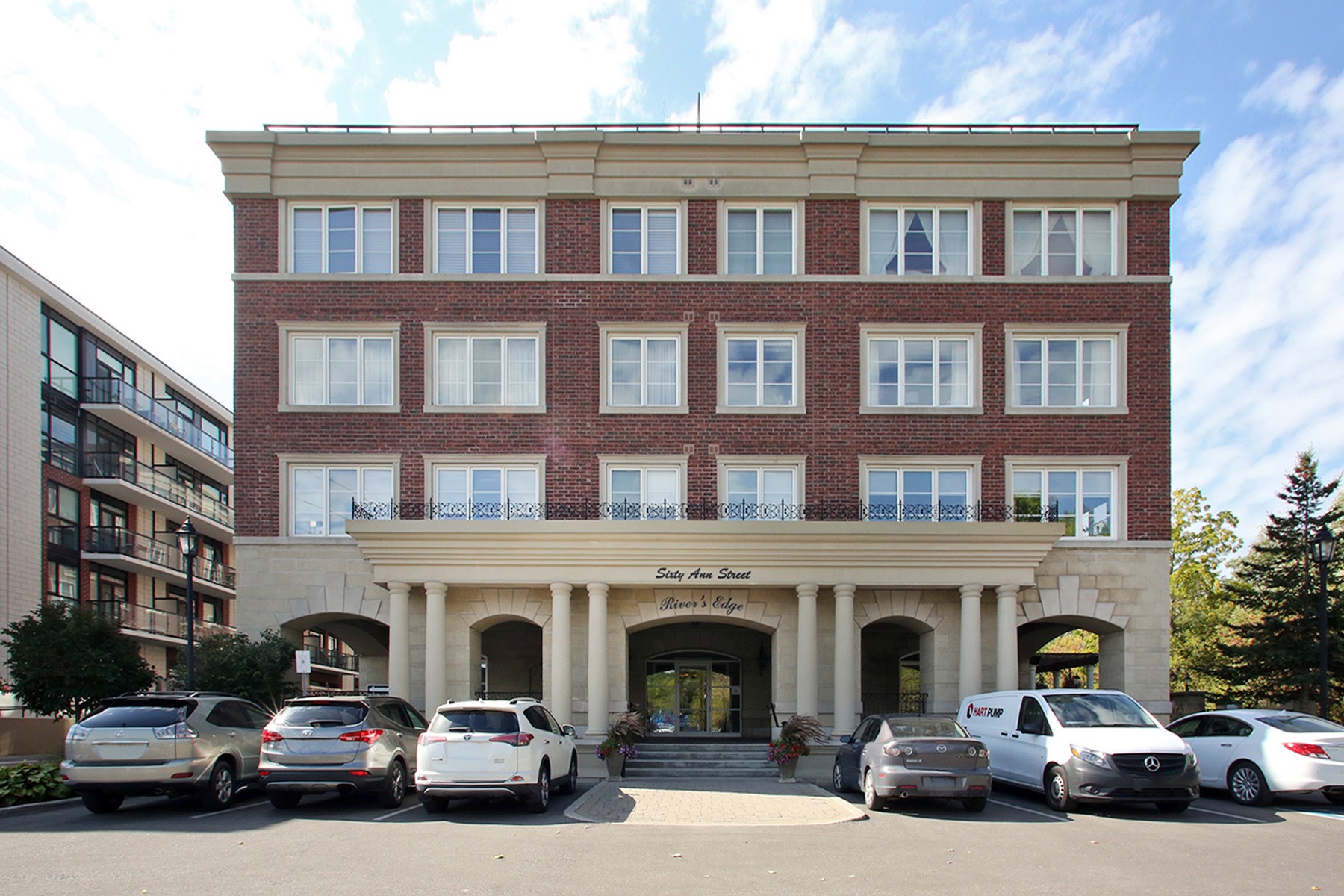 60 Ann St Unit 409 Bolton, ON TourID 27169 for Ross Fowler iVRTours