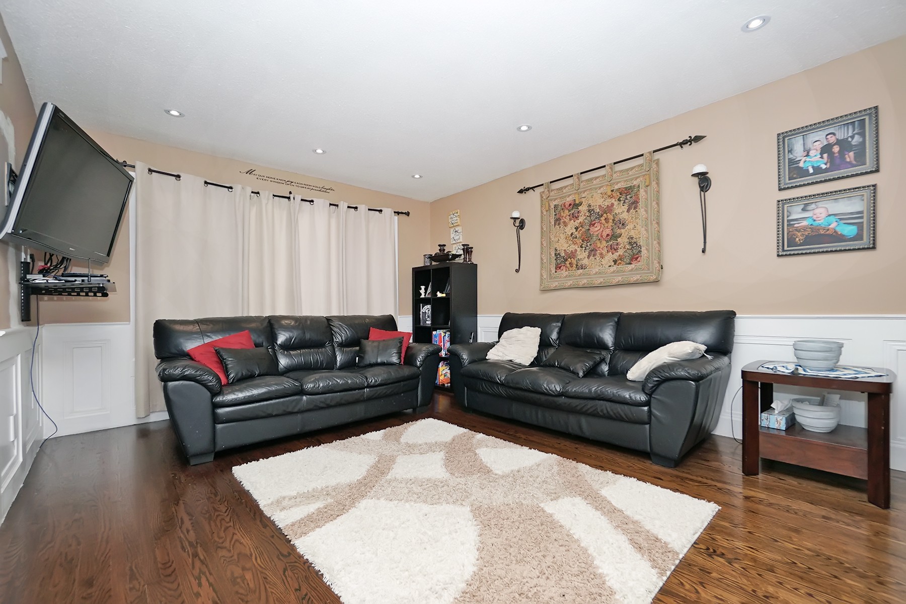 260 Stouffer St Stouffville, ON Virtual Tour for Ali Cheema TourID