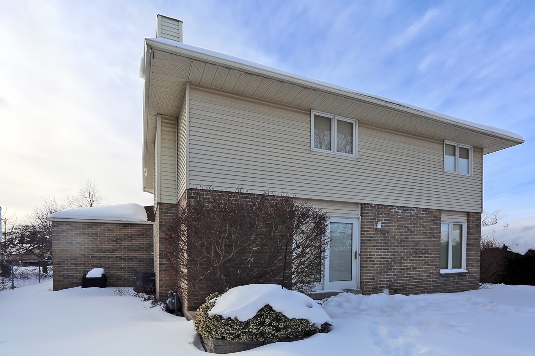 57 Nisbet Dr Aurora, ON Virtaul Tours ID 15619 for BEHNAZ MONSEF 2023/13/05 323