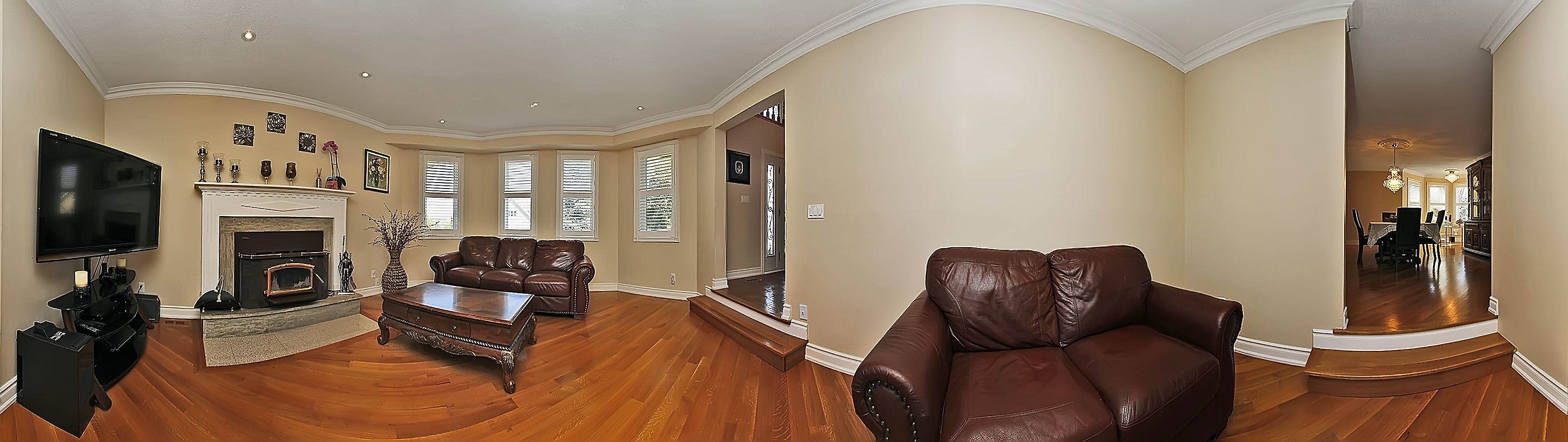 841 Swiss Heights Oshawa, ON Virtual Tour for Aurelia Cosma TourID