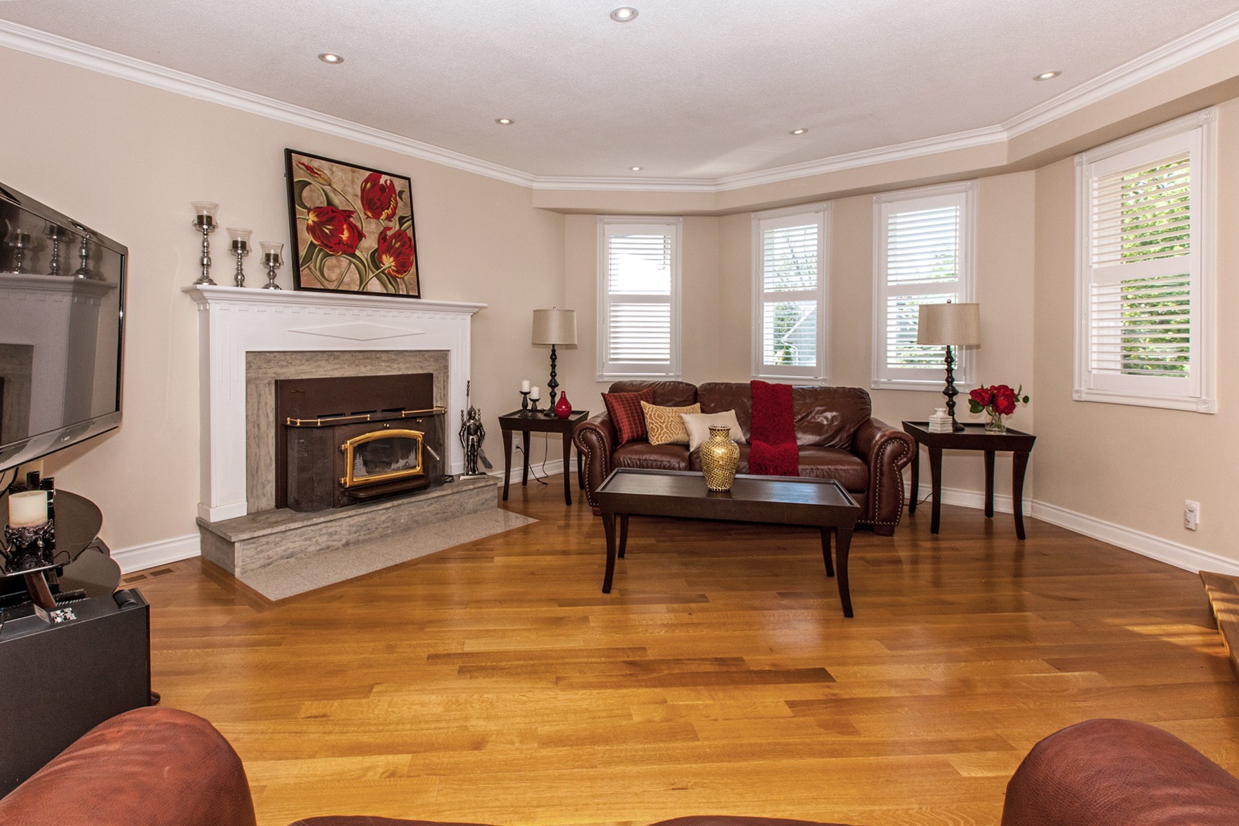 841 Swiss Heights Oshawa, ON Virtual Tour for Aurelia Cosma TourID