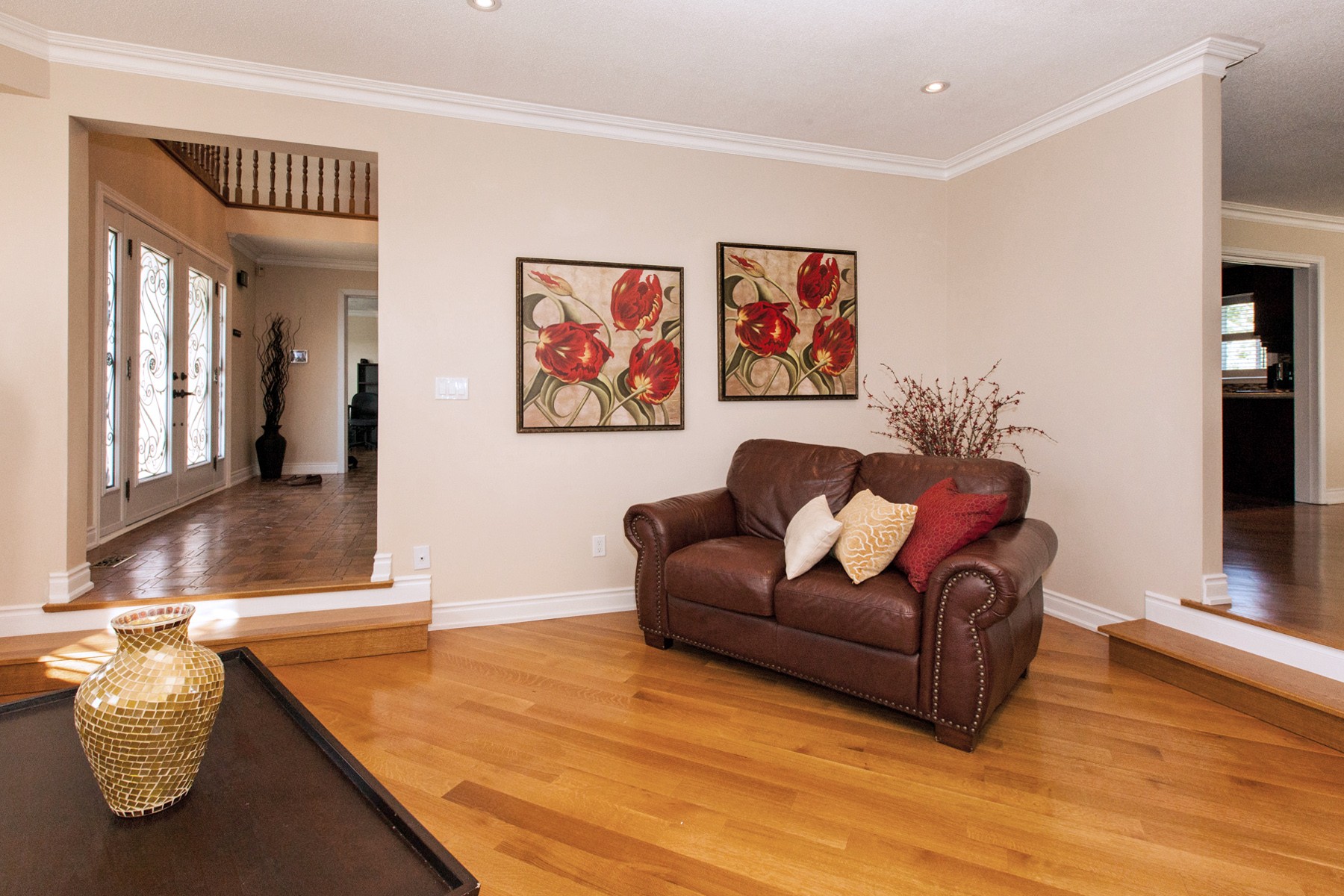 841 Swiss Heights Oshawa, ON Virtual Tour for Aurelia Cosma TourID