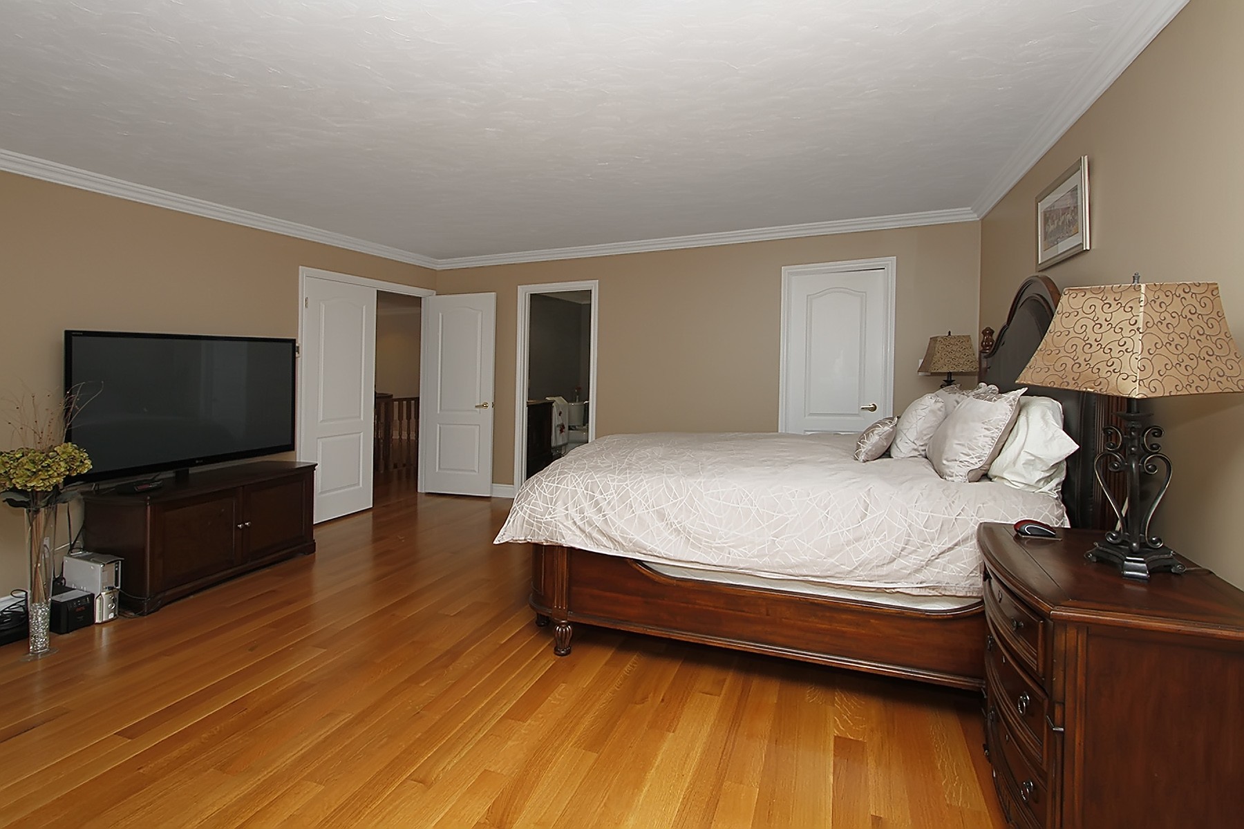 841 Swiss Heights Oshawa, ON Virtual Tour for Aurelia Cosma TourID