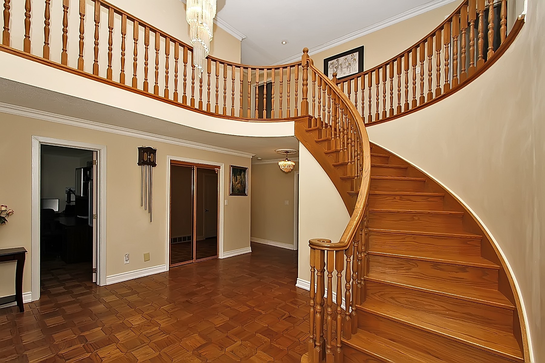 841 Swiss Heights Oshawa, ON Virtual Tour for Aurelia Cosma TourID