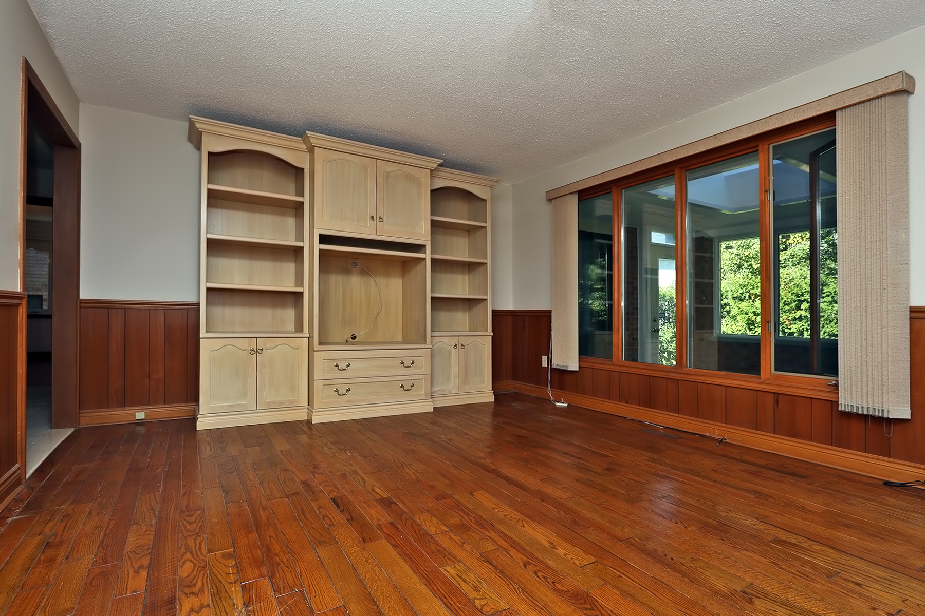 34 Wainwright Ave Richmond Hill, ON Virtual Tour for Franca Giammarino