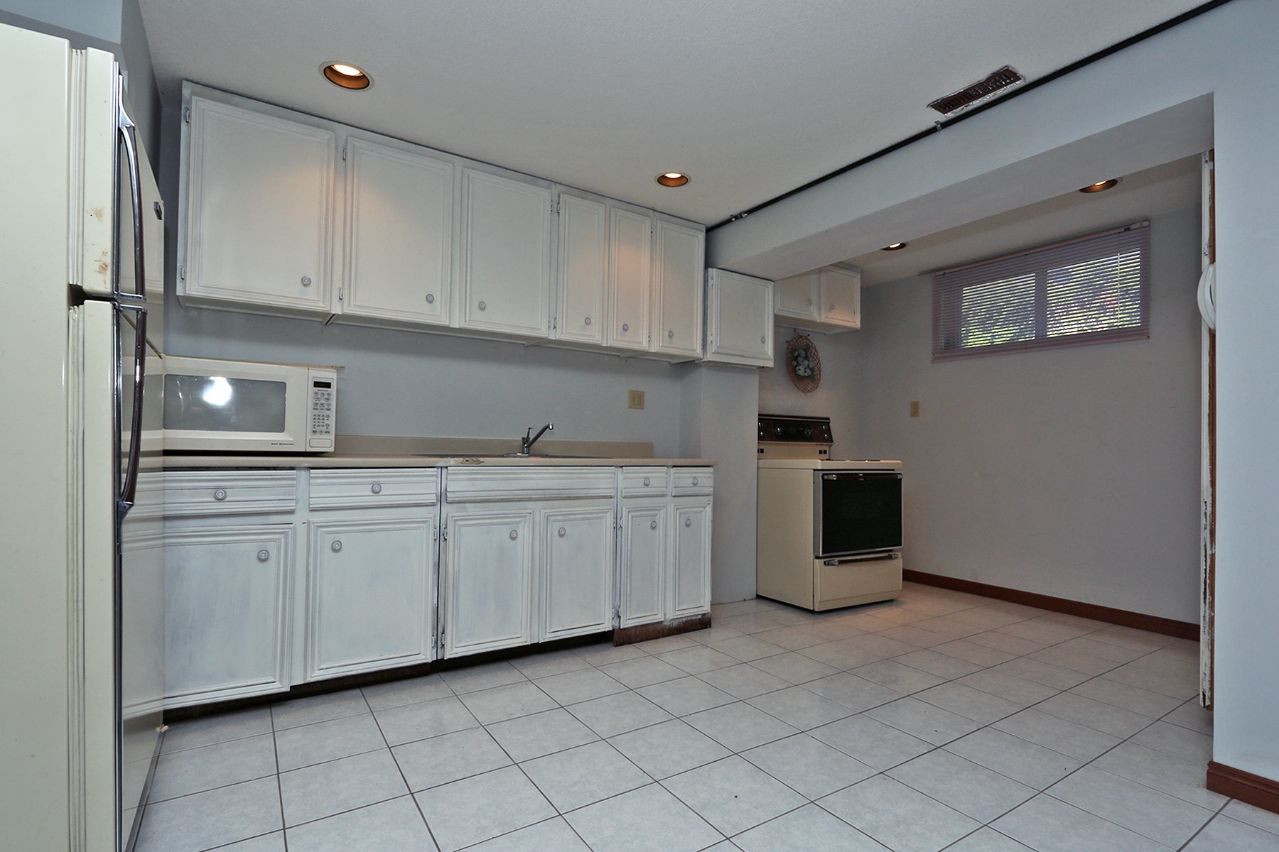 34 Wainwright Ave Richmond Hill, ON Virtual Tour for Franca Giammarino