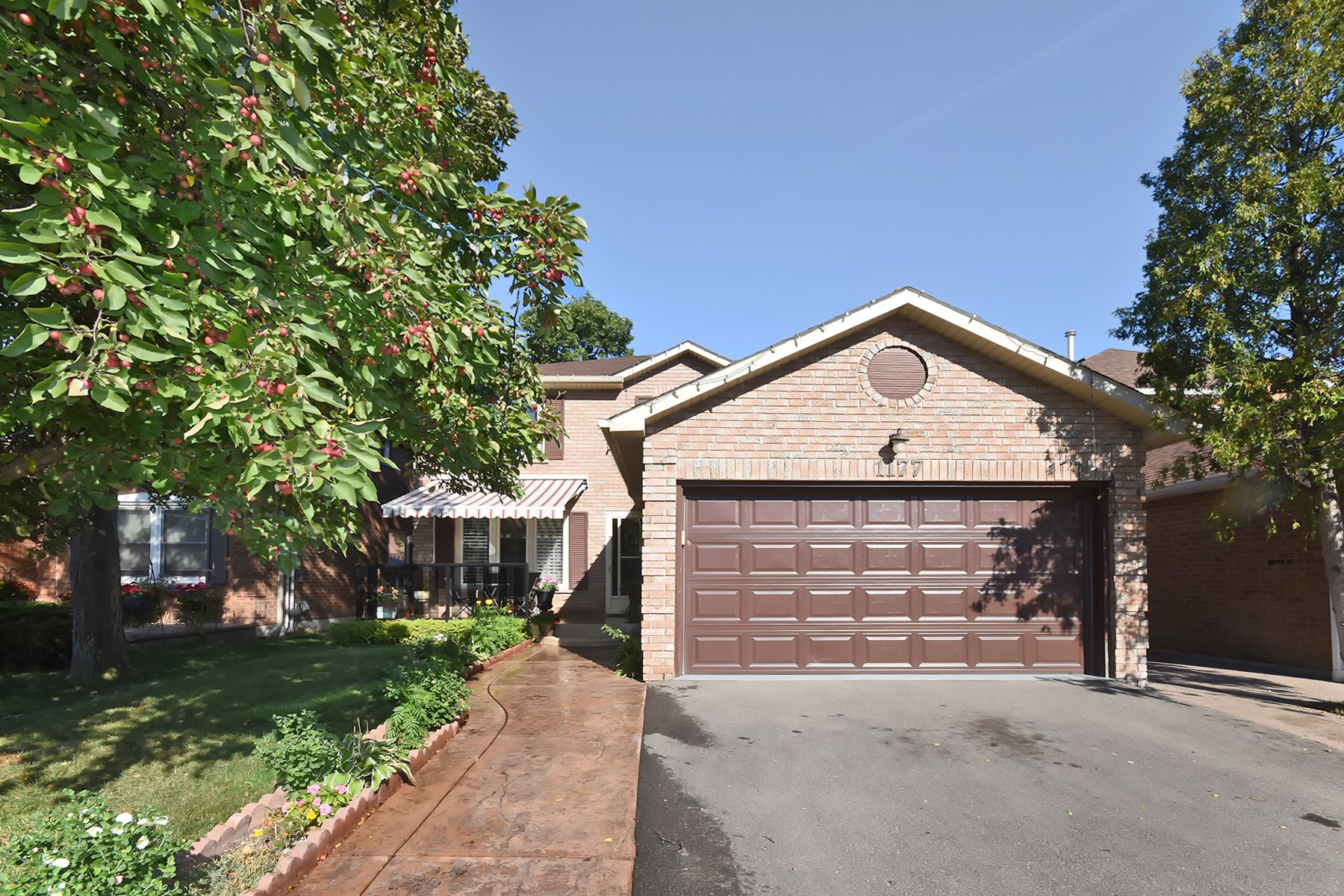 Virtual Tour of 1177 Deer Run Mississauga, ON TourID