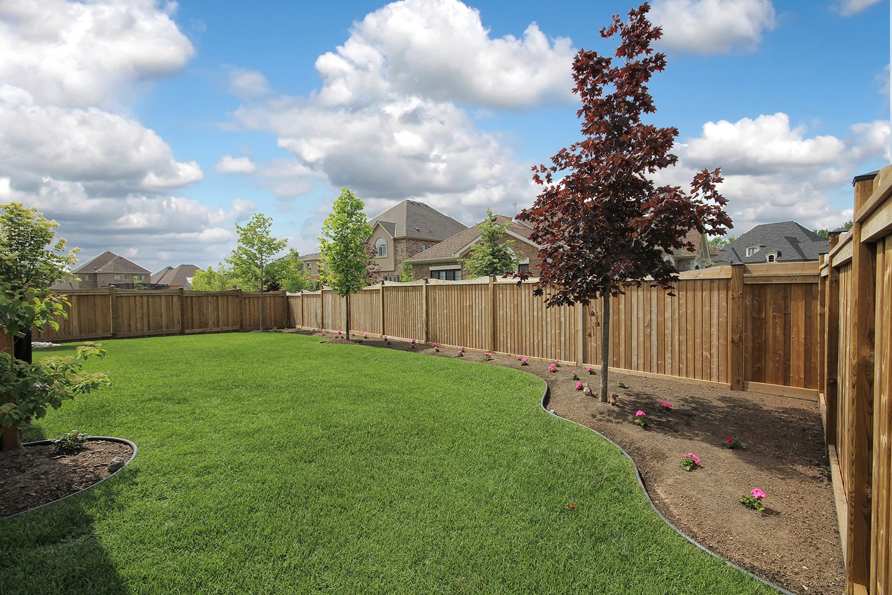 iVRTours.com - Virtual Tour of 44 Glengowan St Whitby, ON for Eddie ...