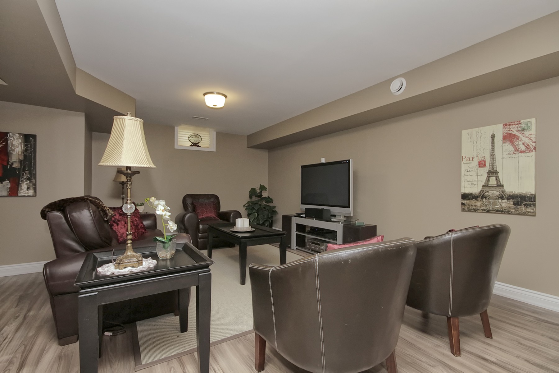 iVRTours.com - Virtual Tour of 44 Glengowan St Whitby, ON for Eddie ...