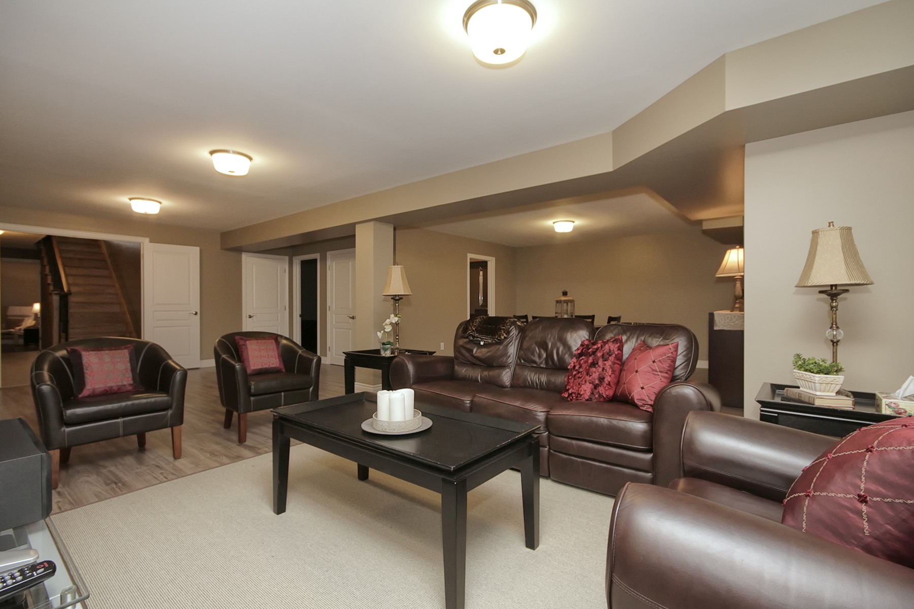 iVRTours.com - Virtual Tour of 44 Glengowan St Whitby, ON for Eddie ...