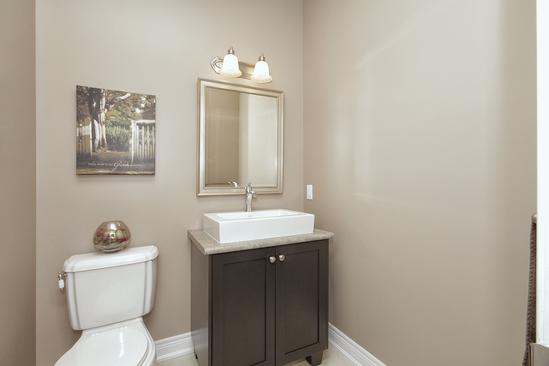 iVRTours.com - Virtual Tour of 44 Glengowan St Whitby, ON for Eddie ...