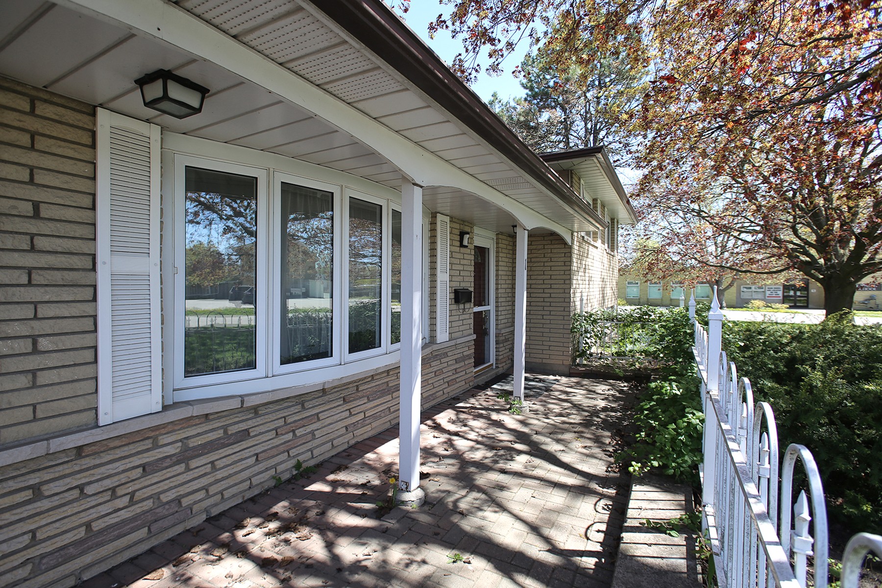 1 Parkway Cres Bowmanville, ON Virtual Tour for Ronnie Levert TourID