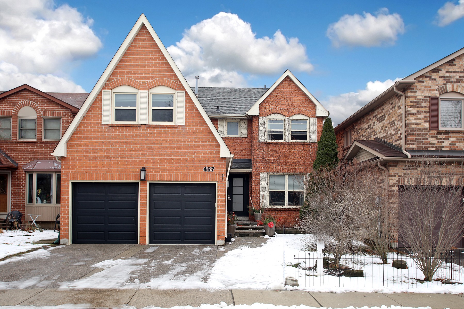 457 York Hill Blvd Thornhill, ON Virtual Tour for Marci Koifman TourID