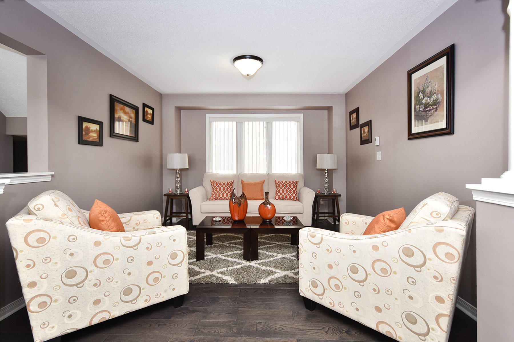 Virtual Tour of 1350 Whitelaw Ave Oshawa, ON for