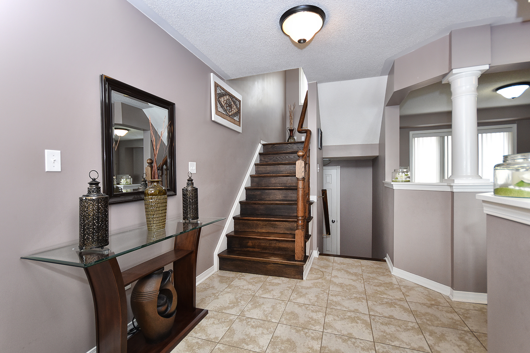Virtual Tour of 1350 Whitelaw Ave Oshawa, ON for