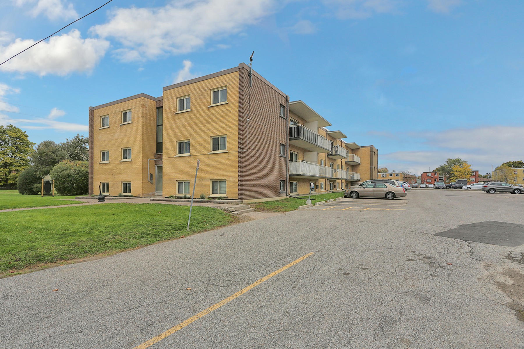 Virtual Tour of 345 Gibb Street Oshawa, ON for The Valiant Group Of