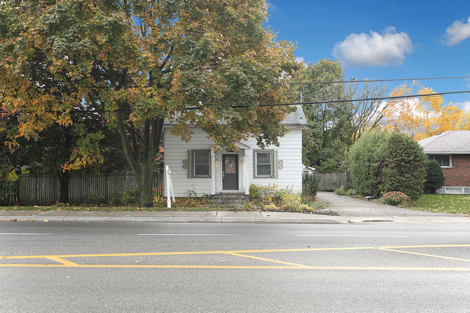 iVRTours Virtual Tour of 6791 Main St Stouffville, ON TourID 25516